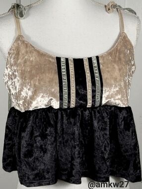 NWT POL Velvet Ruffle Babydoll Crop Top in Cream & Black w/ Cream & Gray Straps
